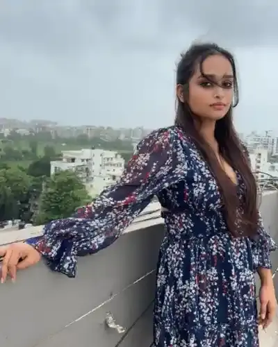 Ponmudi Escorts